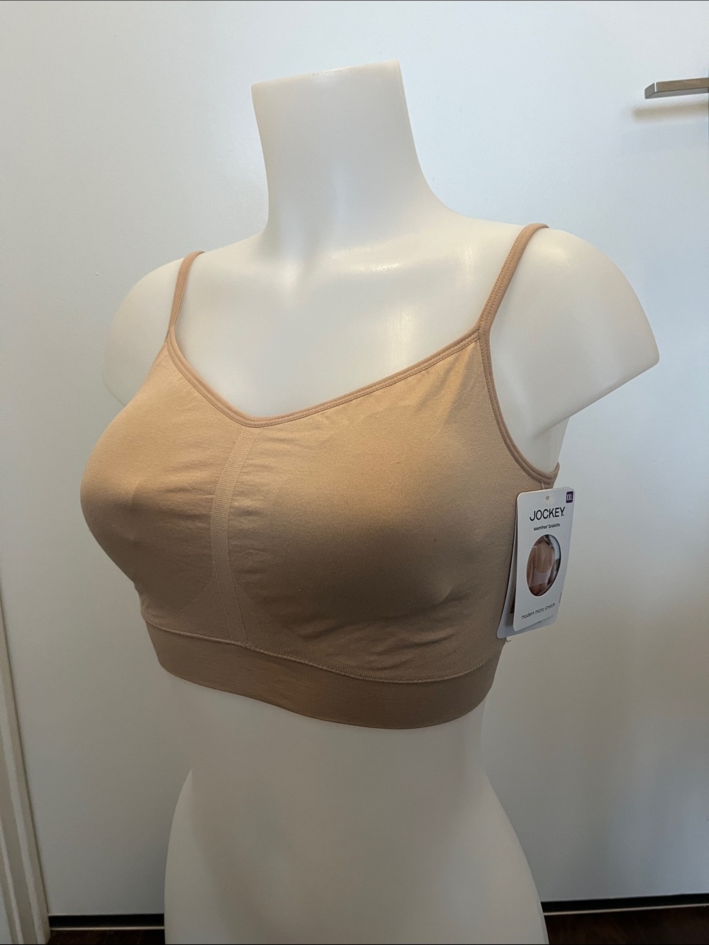 NWT 2x Jockey Seamless Wireless Bralette in Nude Tan & Black